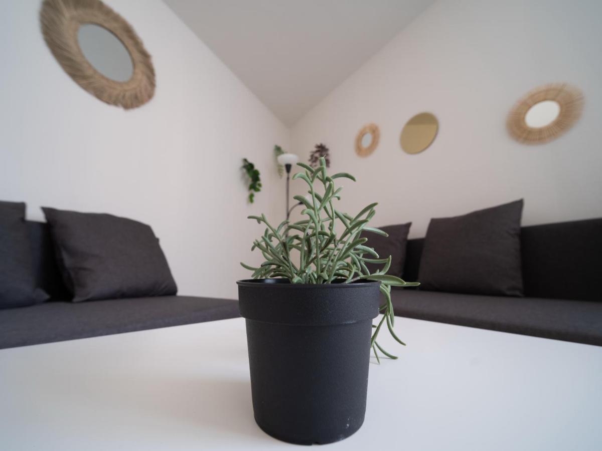 Appartement Climatise Avec Parking A 6Min A Pied De La Gare St Charles Marseille Exteriér fotografie