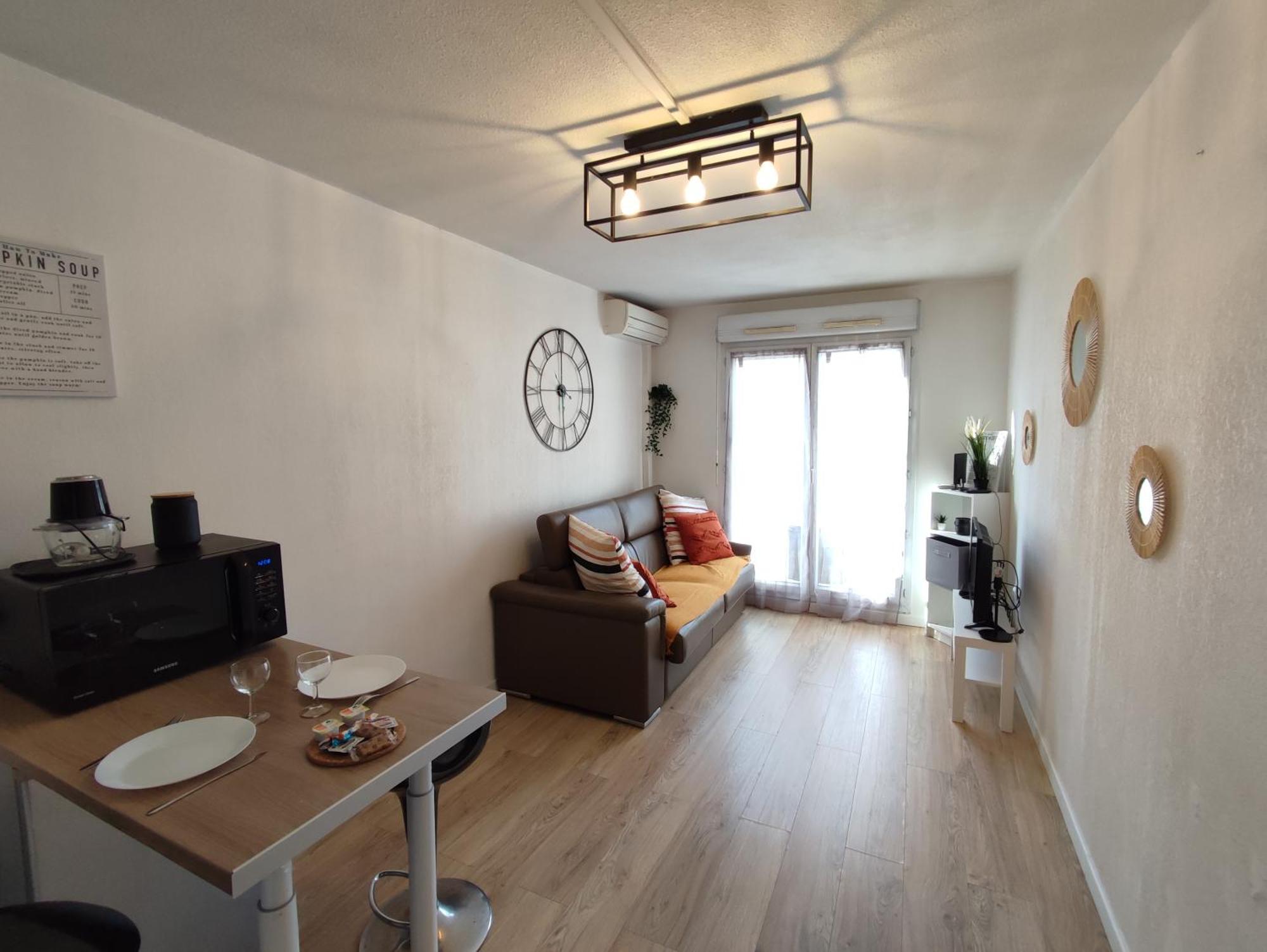 Appartement Climatise Avec Parking A 6Min A Pied De La Gare St Charles Marseille Exteriér fotografie