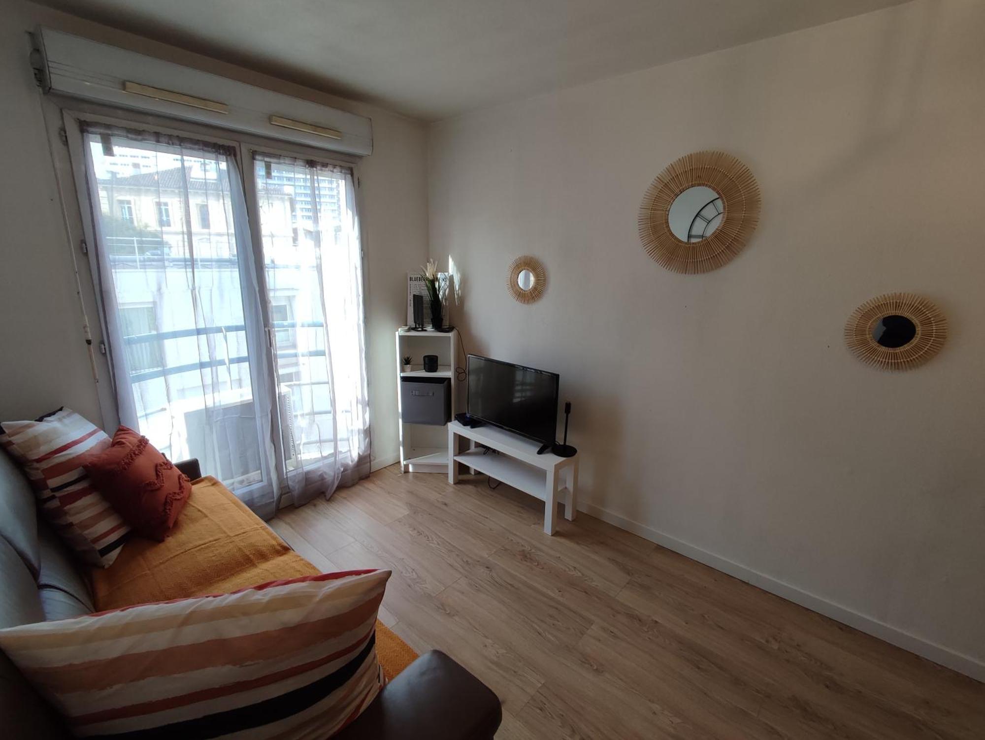 Appartement Climatise Avec Parking A 6Min A Pied De La Gare St Charles Marseille Exteriér fotografie